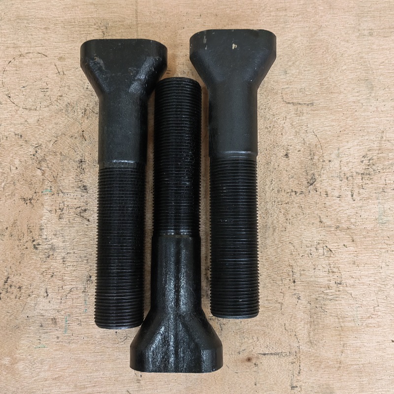 China N032009195 N032009196 LINER BOLT M48X230 M48X220 For